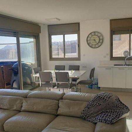 Luxury Exclusive Top Class Apartment On The Sea With Best Sea View And Jacuzzi רק למשפחות !!!! Eilat Exterior photo